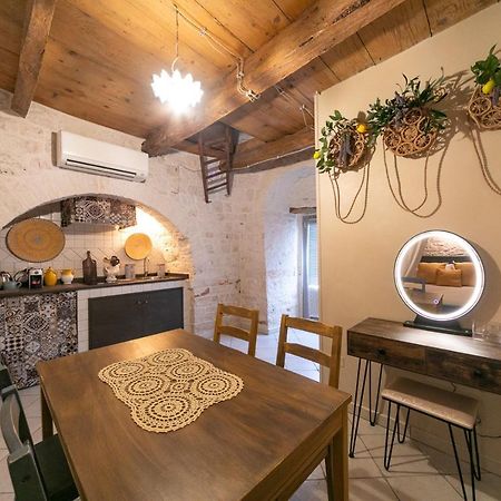 Вилла Trullo Arboris Альберобелло Экстерьер фото
