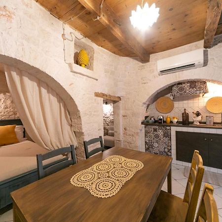 Вилла Trullo Arboris Альберобелло Экстерьер фото